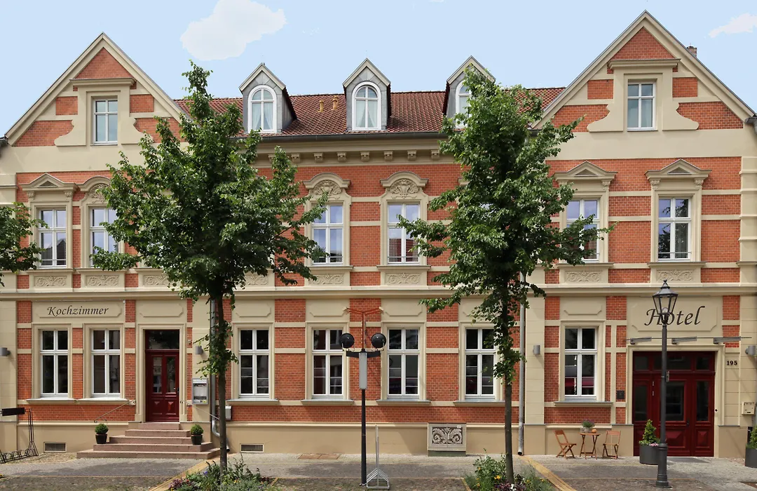 Gut Hotel Stadt Beelitz-1