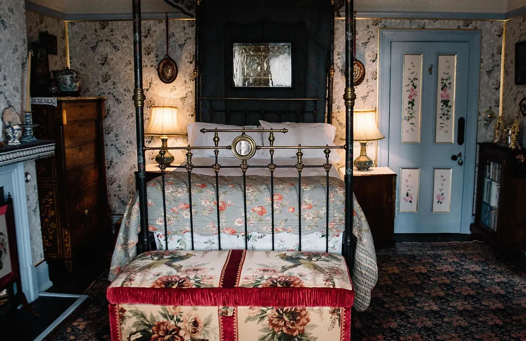 St Benedict - Victorian Bed And Breakfast-1