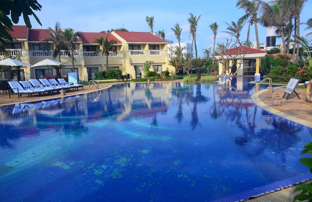 The Hans Coco Palm Beachfront Resort-1