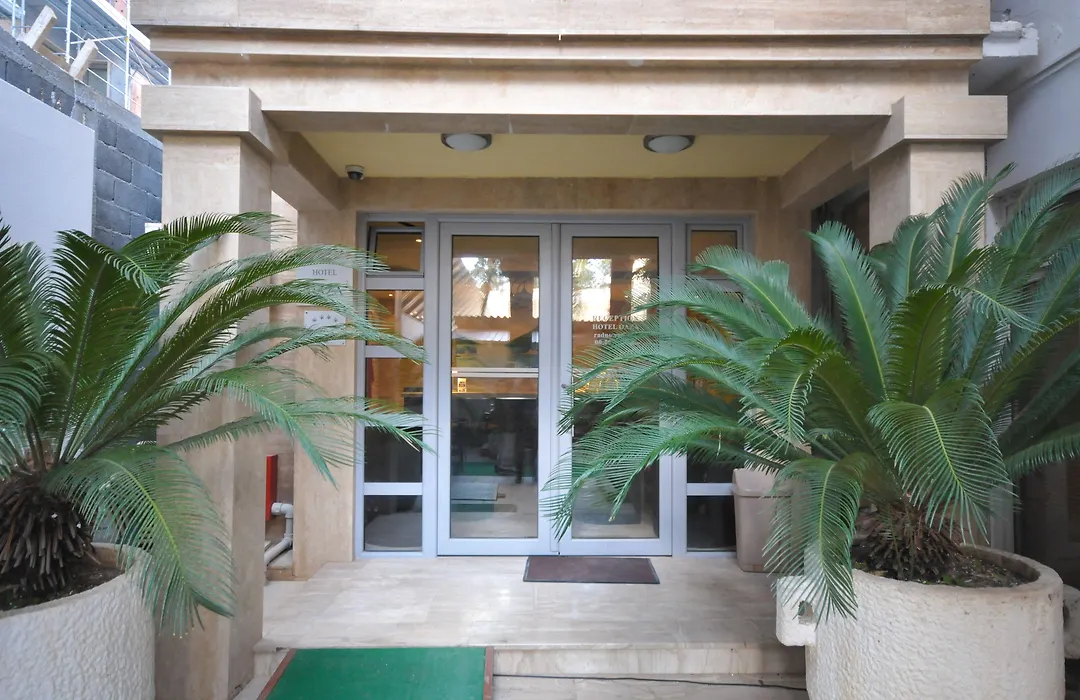 Hotel Oaza-1