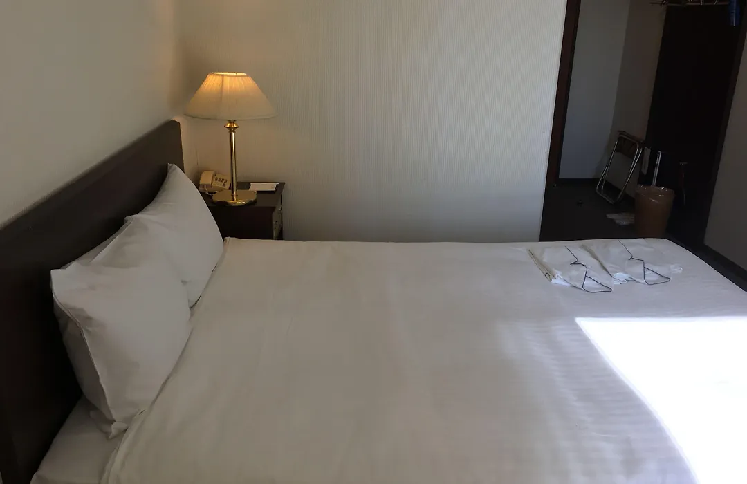 Hotel Yokohama Camelot Japan-1