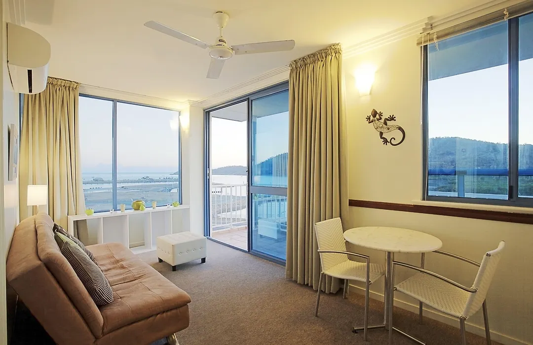 At Whitsunday Vista Holiday Apartments-1