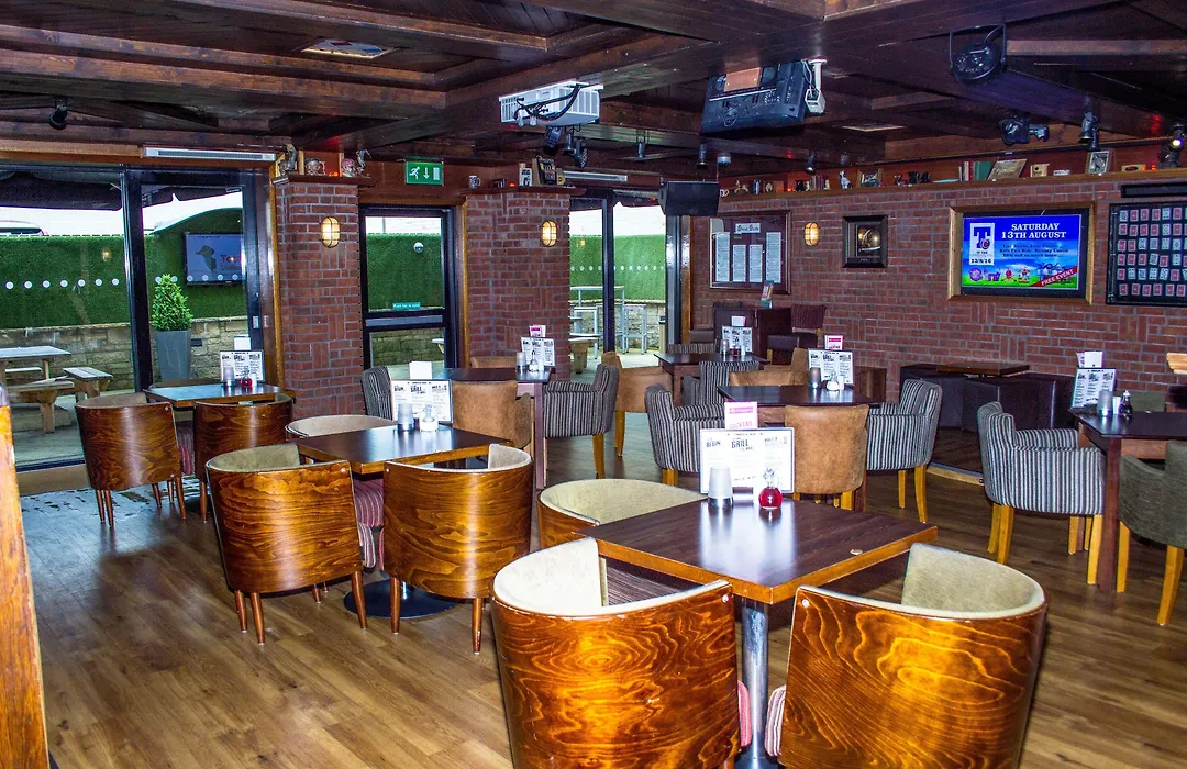 The Commercial Hotel-1