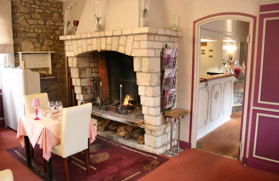 Logis Hôtel Restaurant l'Auberge Normande-1