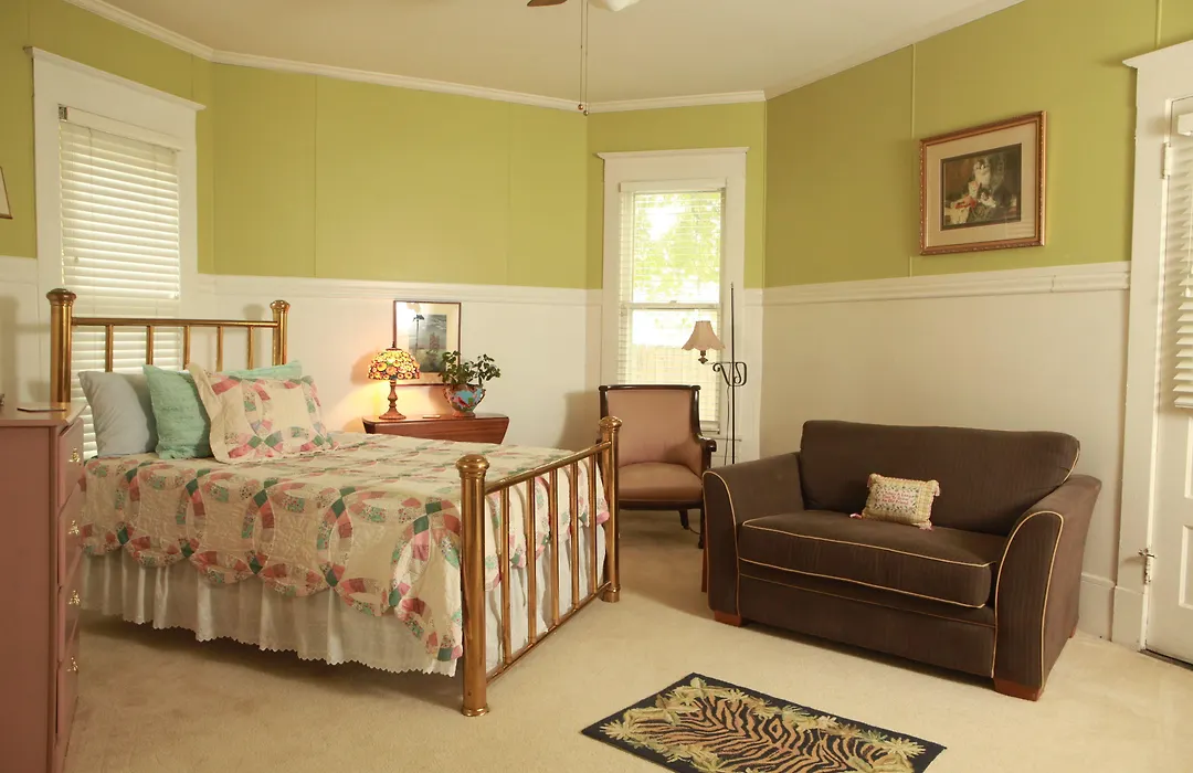 The Dailey Renewal Retreat B & B-1