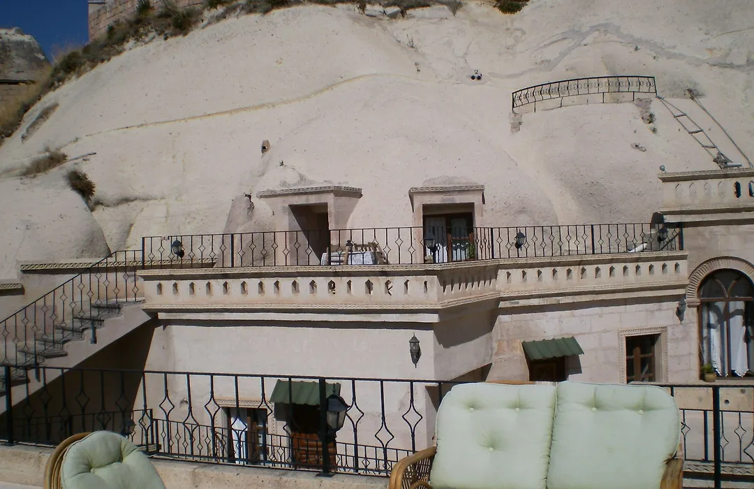 Nature Park Cave Hotel-1