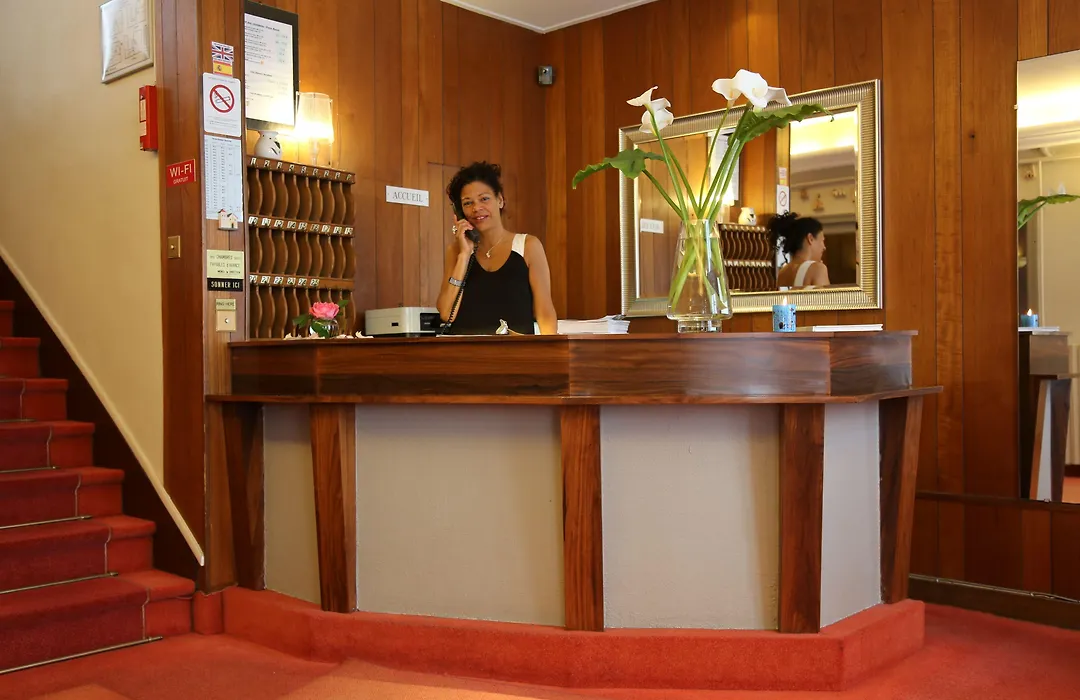 Hotel Moderna-1