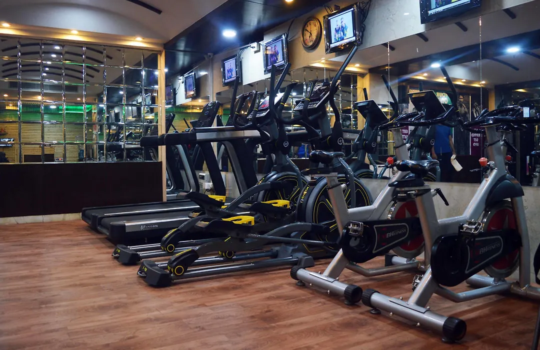 Hotel Livasa Inn Near Blk Hospital-1