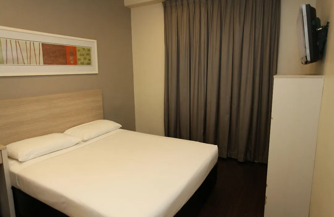 Hotel 81 Lucky-1