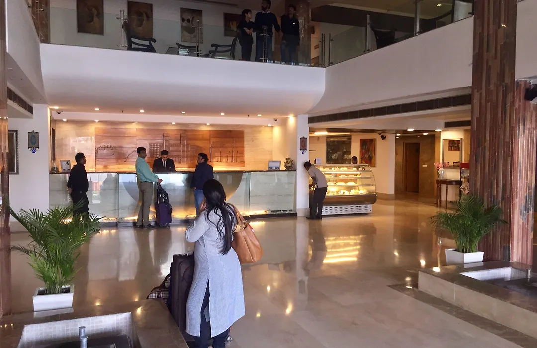 Taurus Sarovar Portico-1