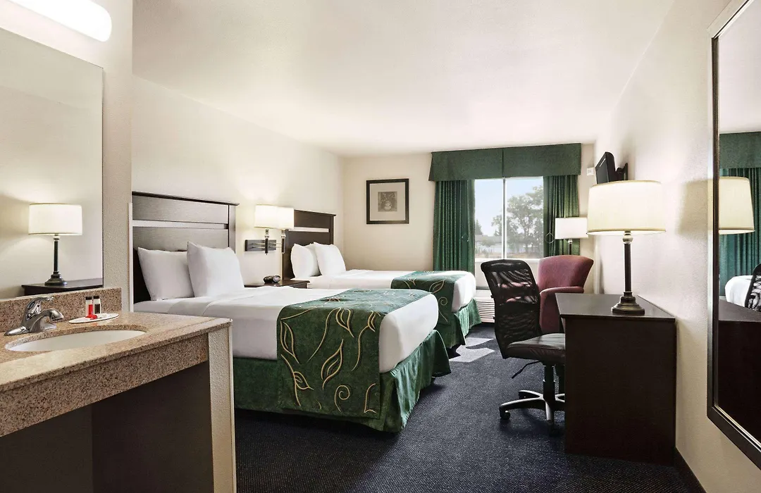 Travelodge By Wyndham Mcalester-1