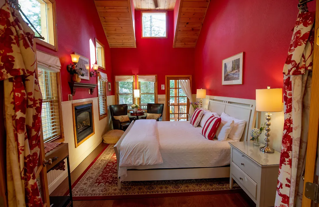 Elliott House Boutique Inn-1
