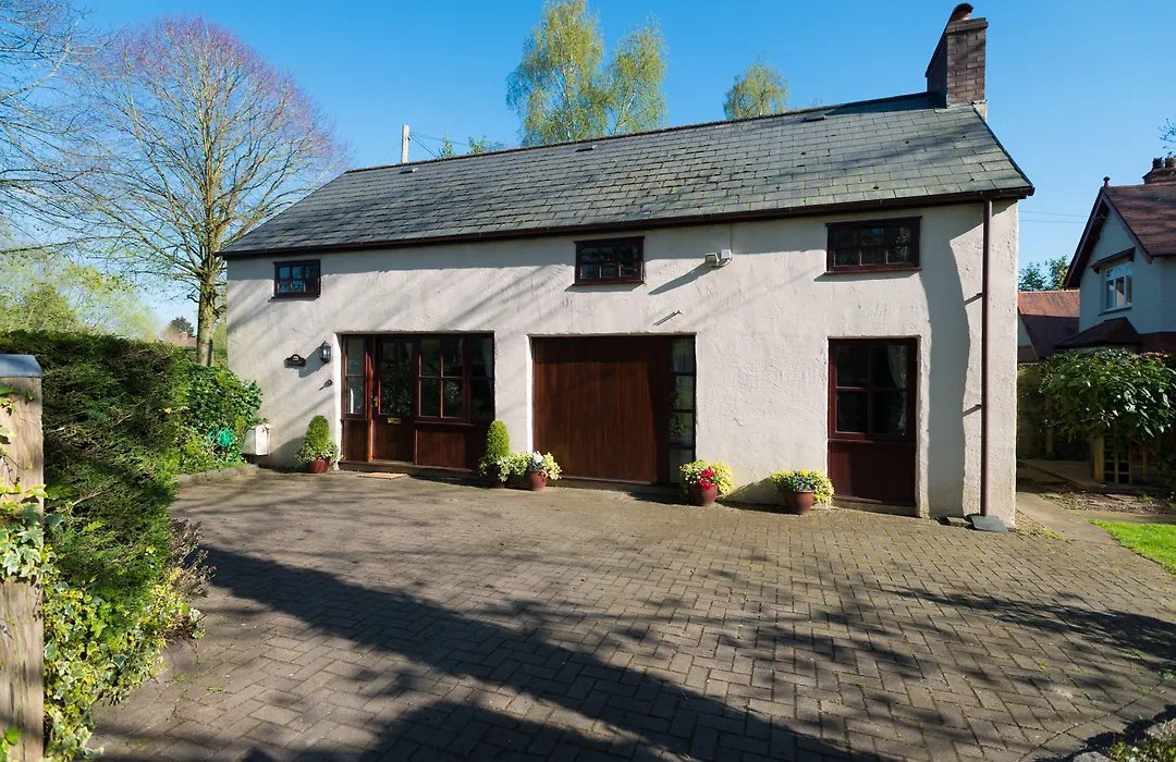 Glen-Yr-Afon House Hotel-1