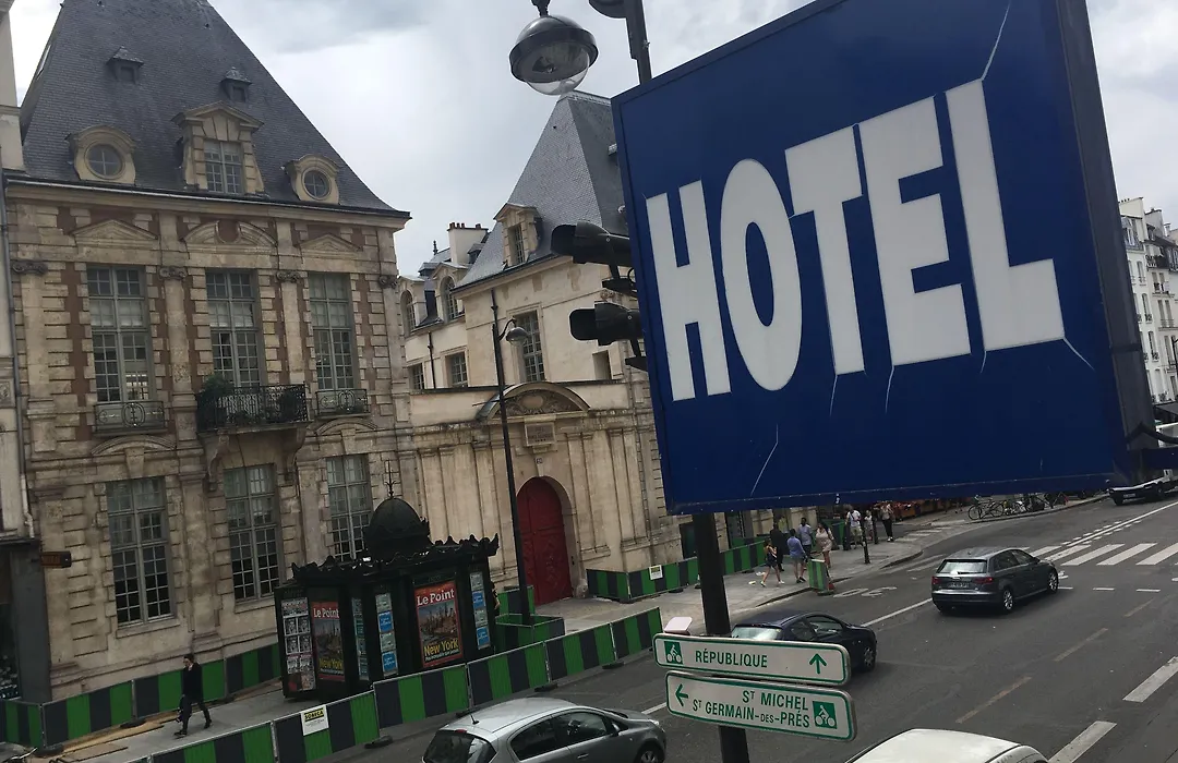 Hôtel De La Herse d'Or-1