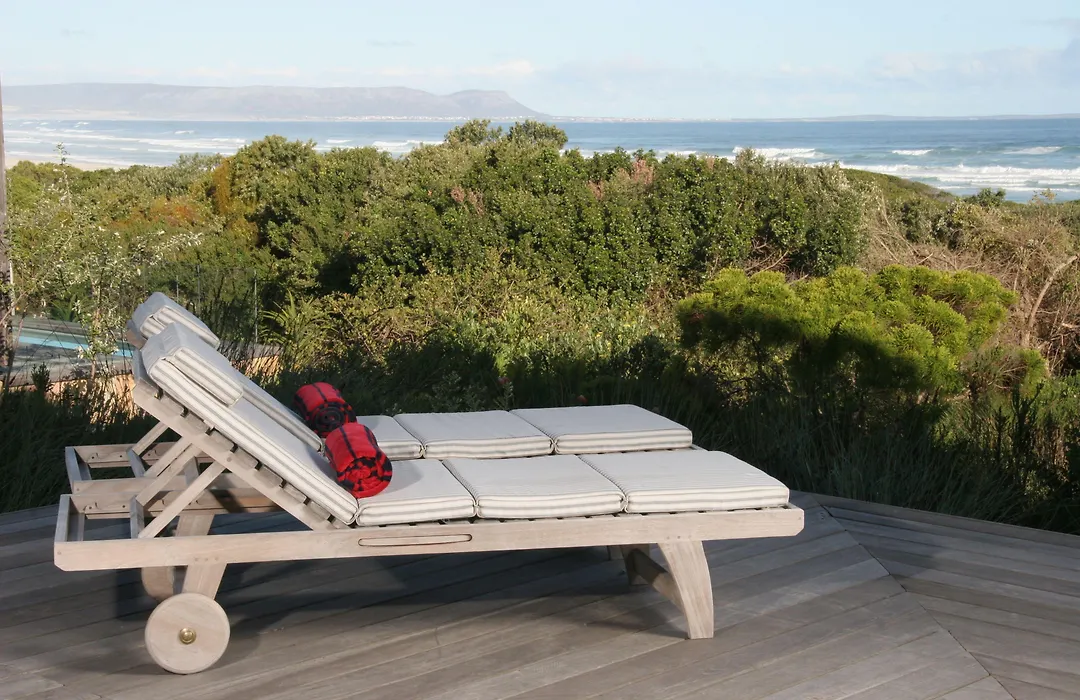 Mosselberg On Grotto Beach-1