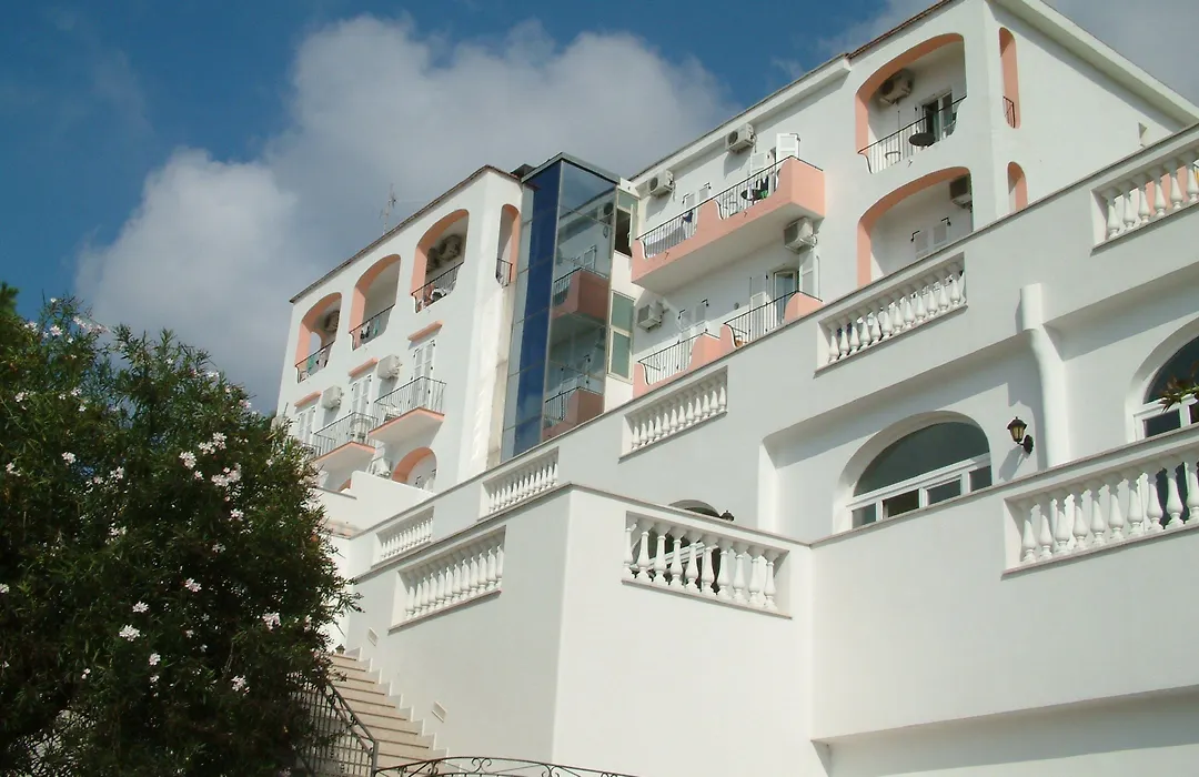 Hotel La Ginestra-1