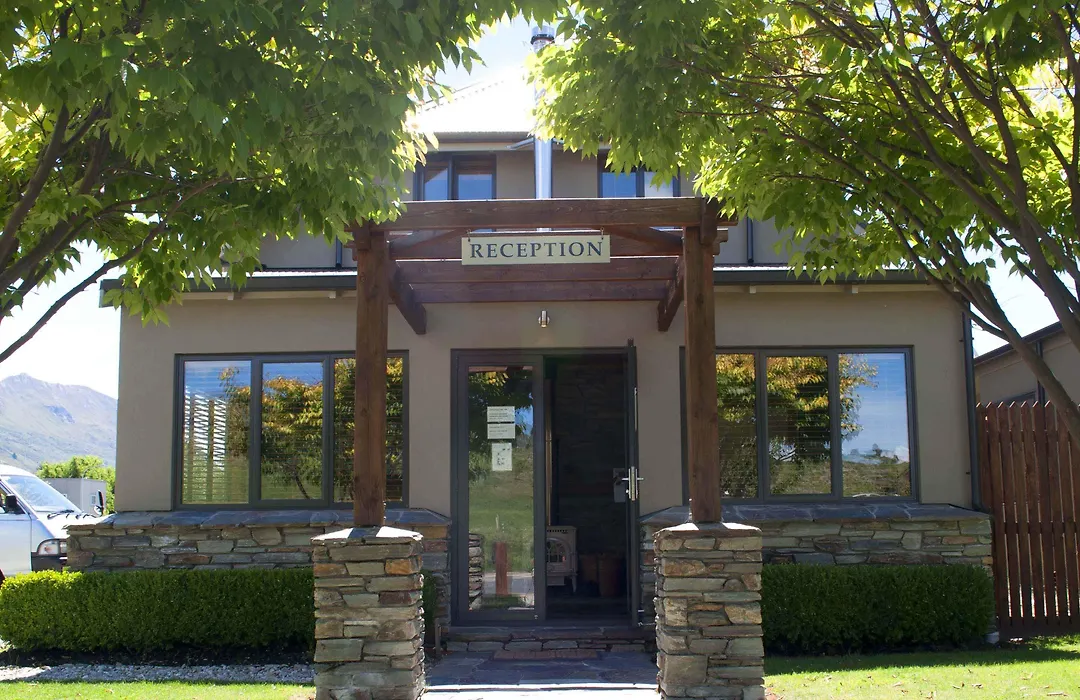 Wanaka Luxury Apartments-1