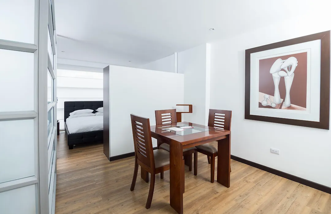 Suites Casa 95-1