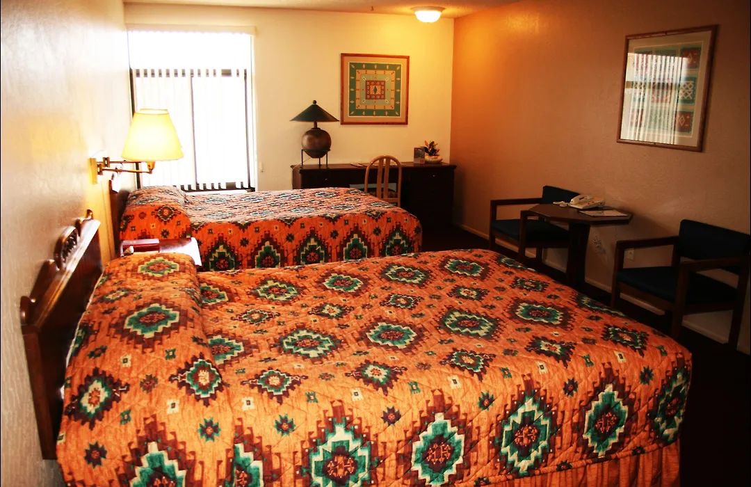 Antelope Hills Inn-1
