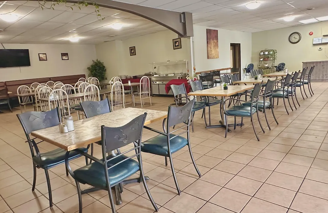 Lacombe Motor Inn-1