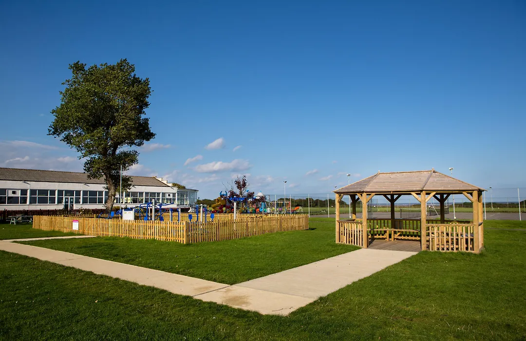 Pakefield Holiday Village - Adults Only-1