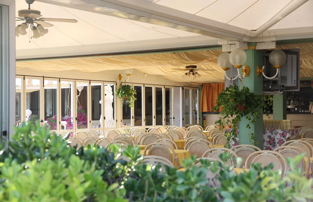 Luxor E Cairo The Beach Resort-1