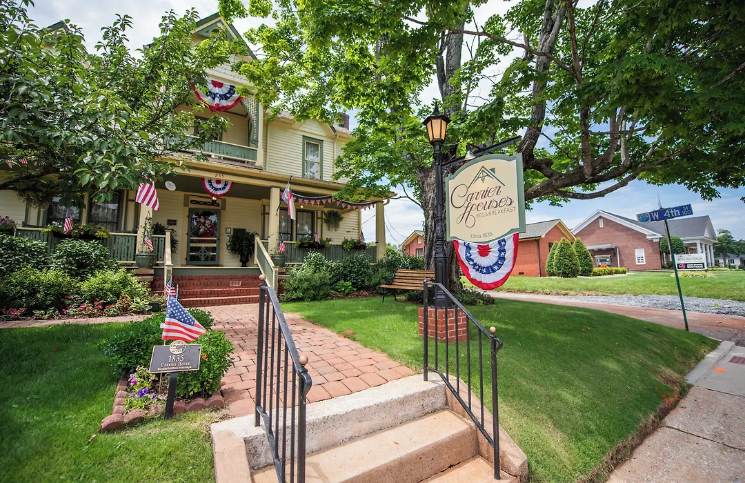 Carrier Houses Bed & Breakfast-1