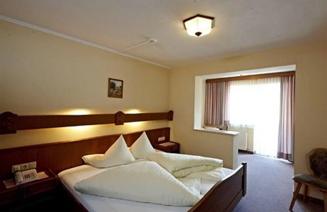 Hotel Bergland Superior-1