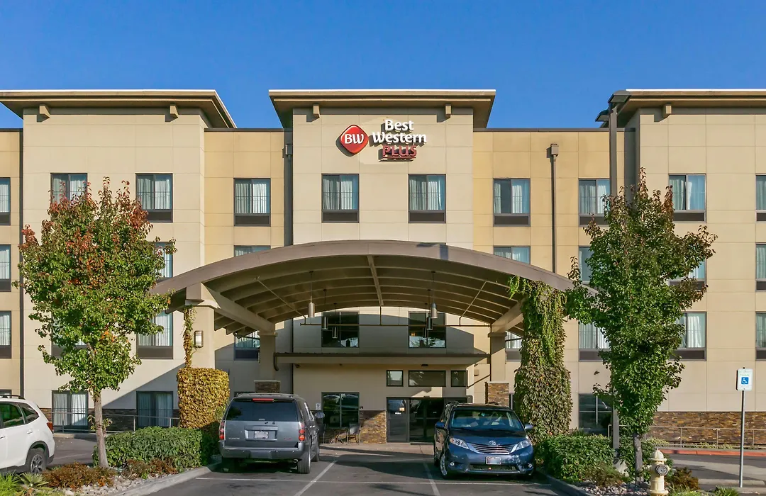 Best Western Plus Lacey Inn & Suites-1