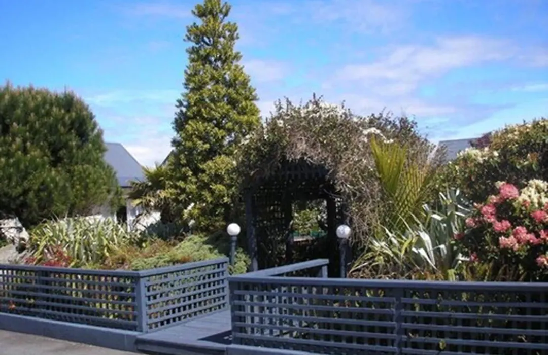 Jade Court Motel-1