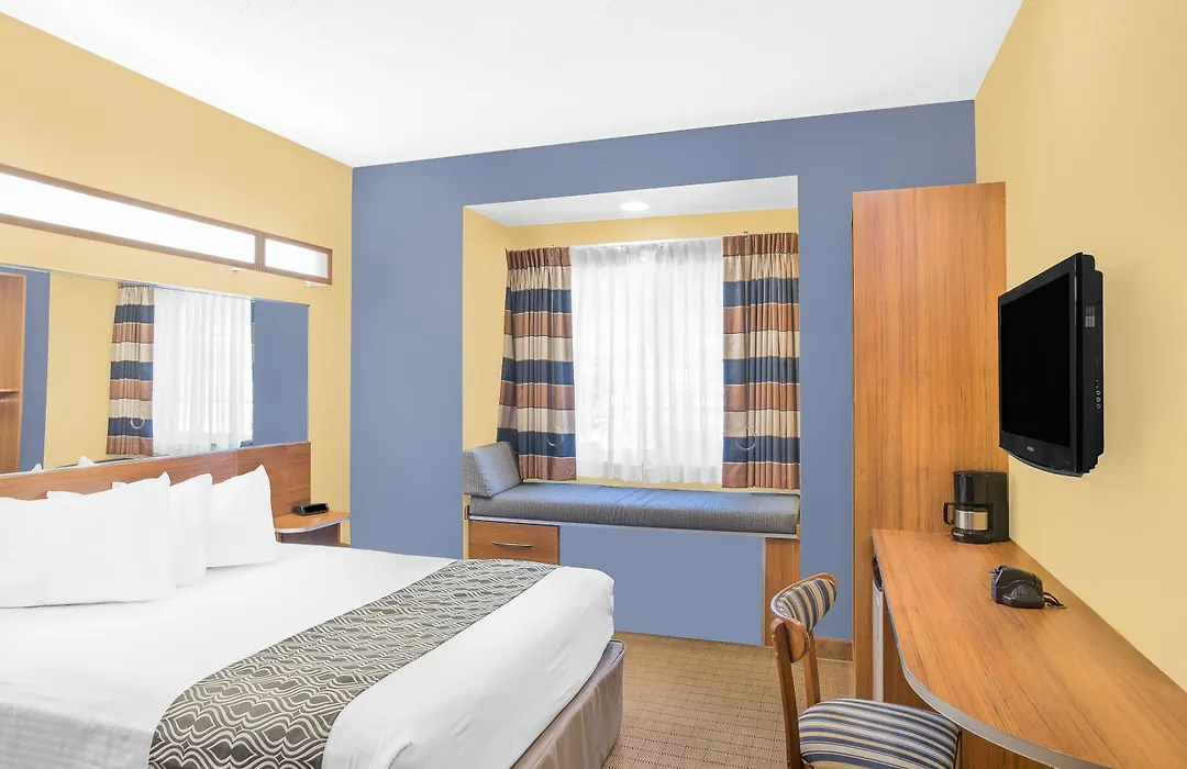 Microtel Inn & Suites Chili/Rochester-1