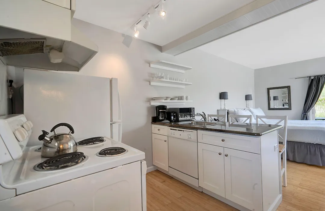 Windward Shores-1