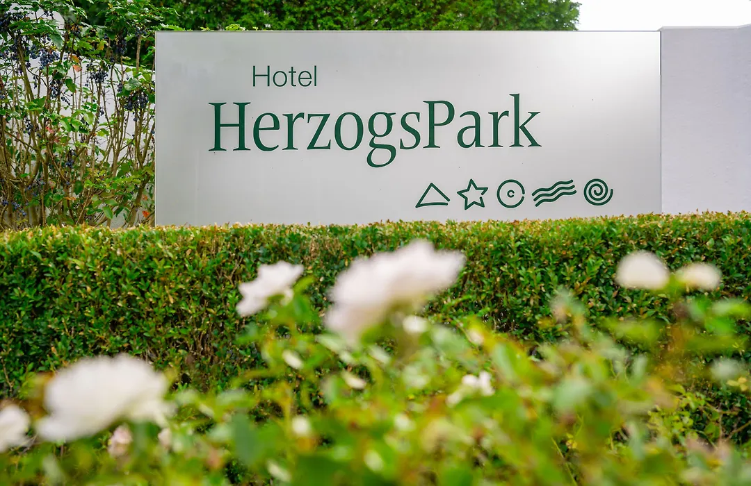 Hotel HerzogsPark-1