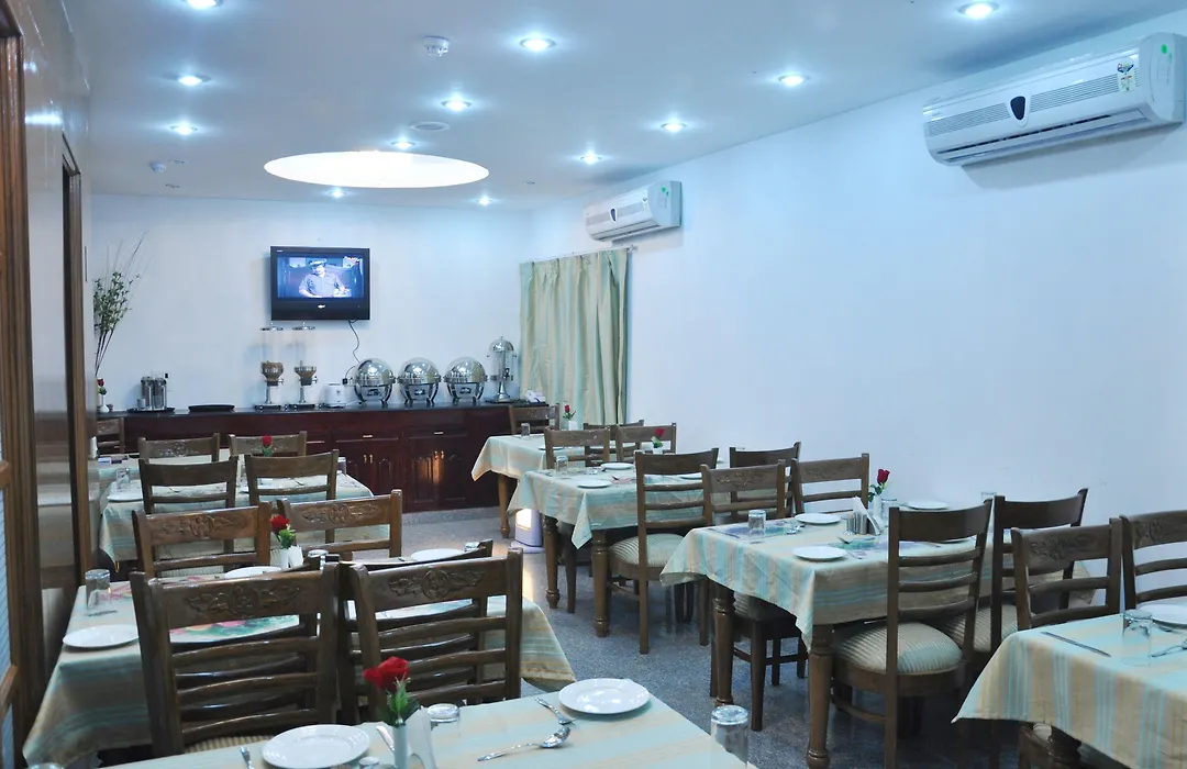 Oyo 367 Hotel Forest Green-1