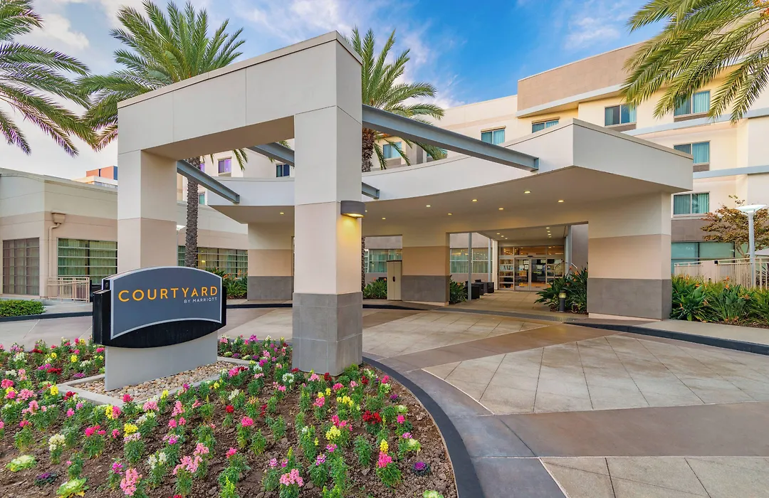 Courtyard By Marriott Santa Ana Orange County-1