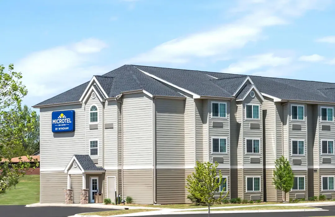 Microtel Inn & Suites By Wyndham Dickinson-1