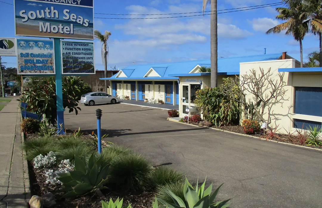 South Seas Motel-1
