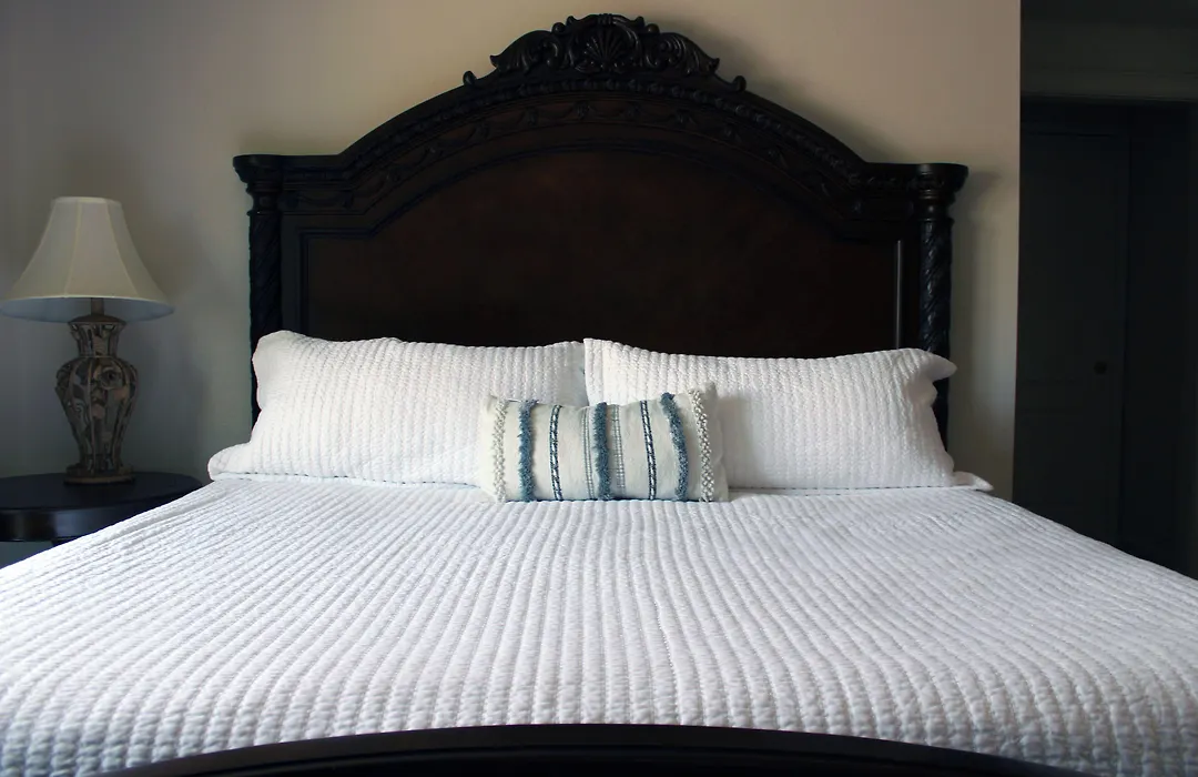 Silverton Inn & Suites-1