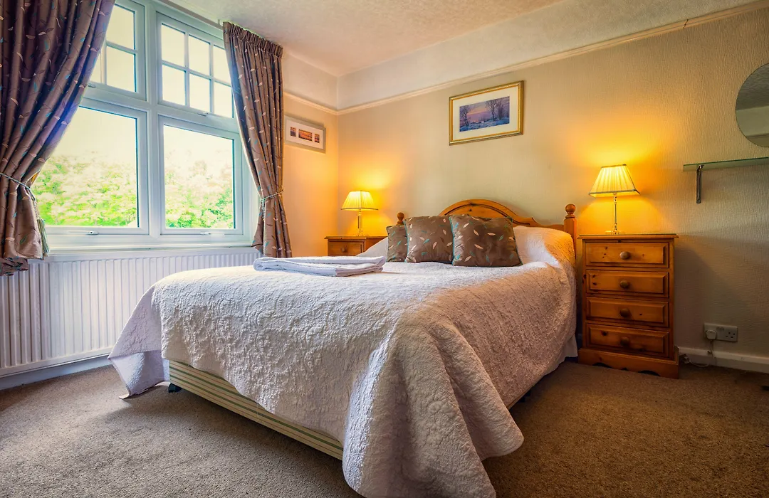 Meadowcroft Guest House-1
