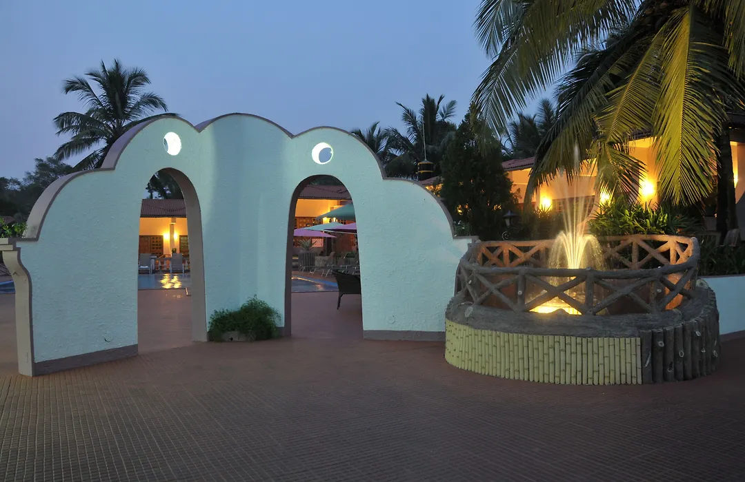 Leoney Resort Goa-1