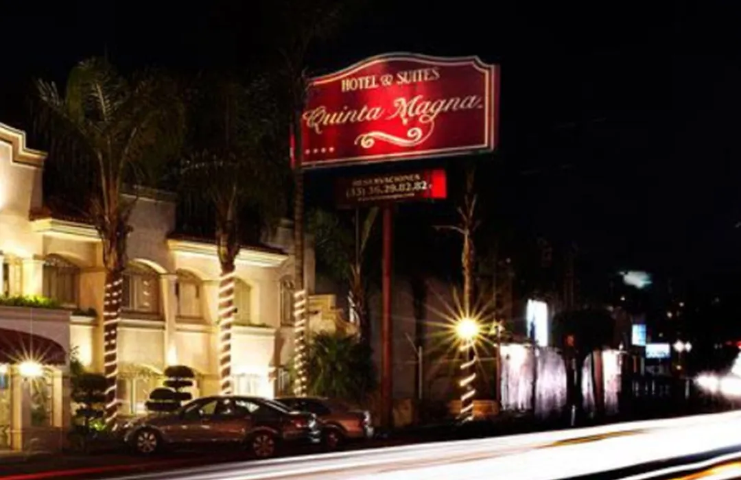 Hotel & Suites Quinta Magna-1