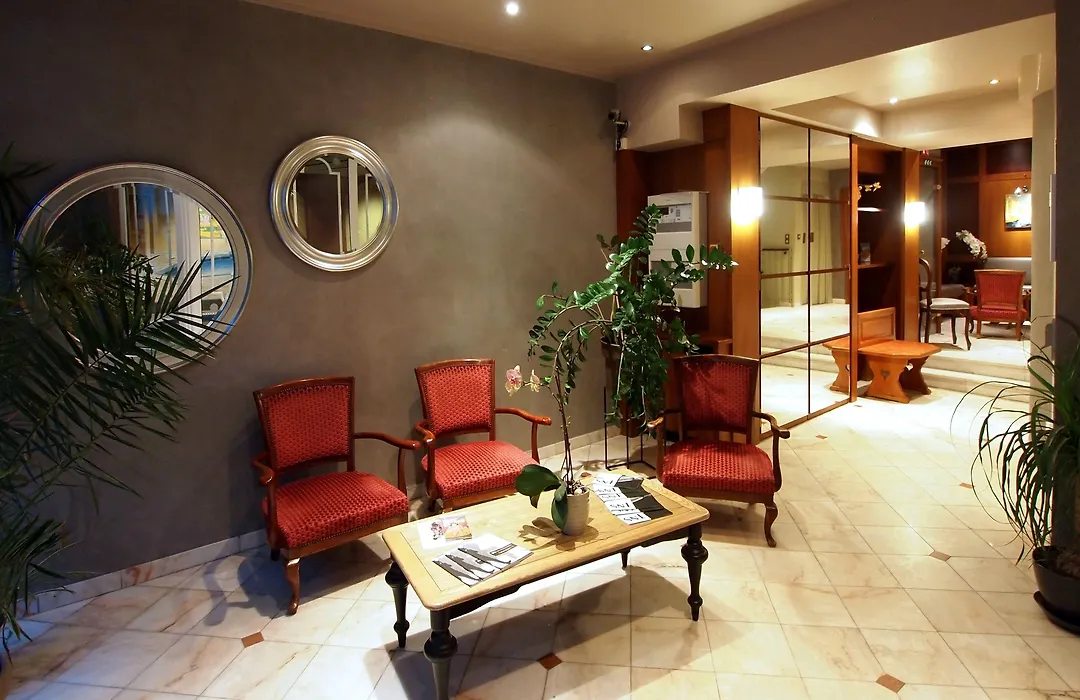 Logis Hotel Restaurant Au Cerf D'Or-1