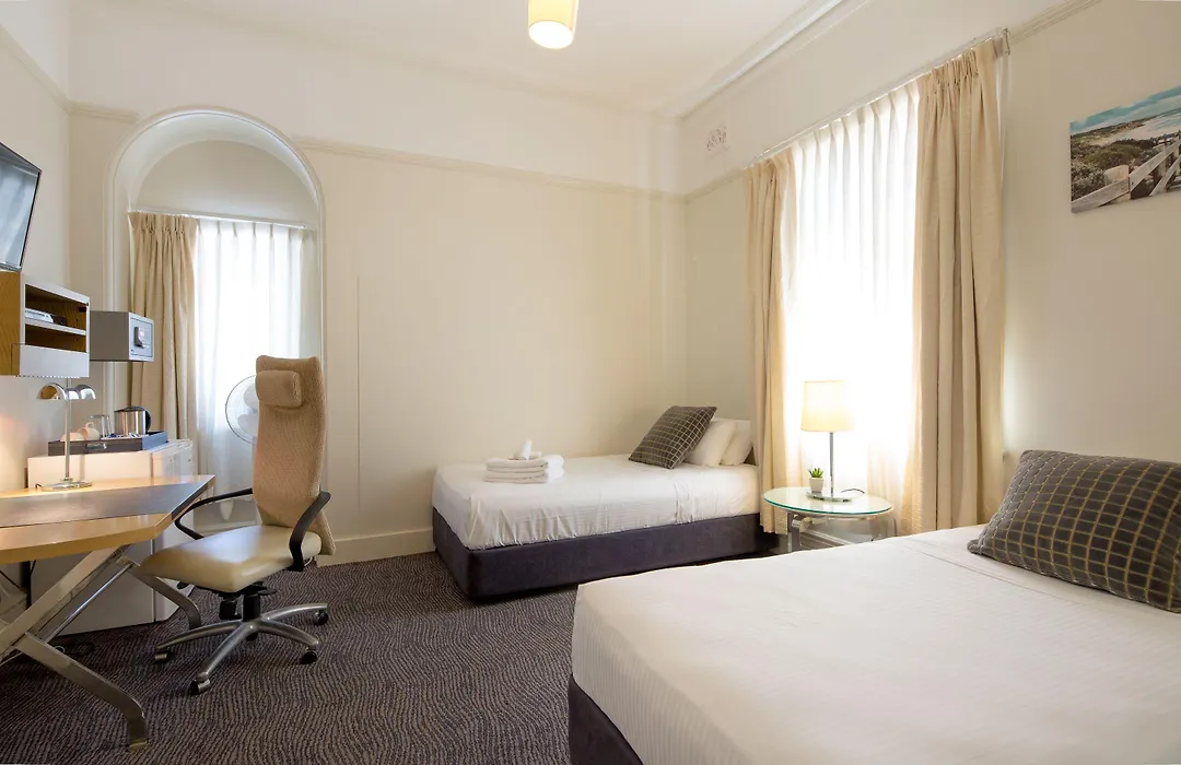 Neutral Bay Lodge-1