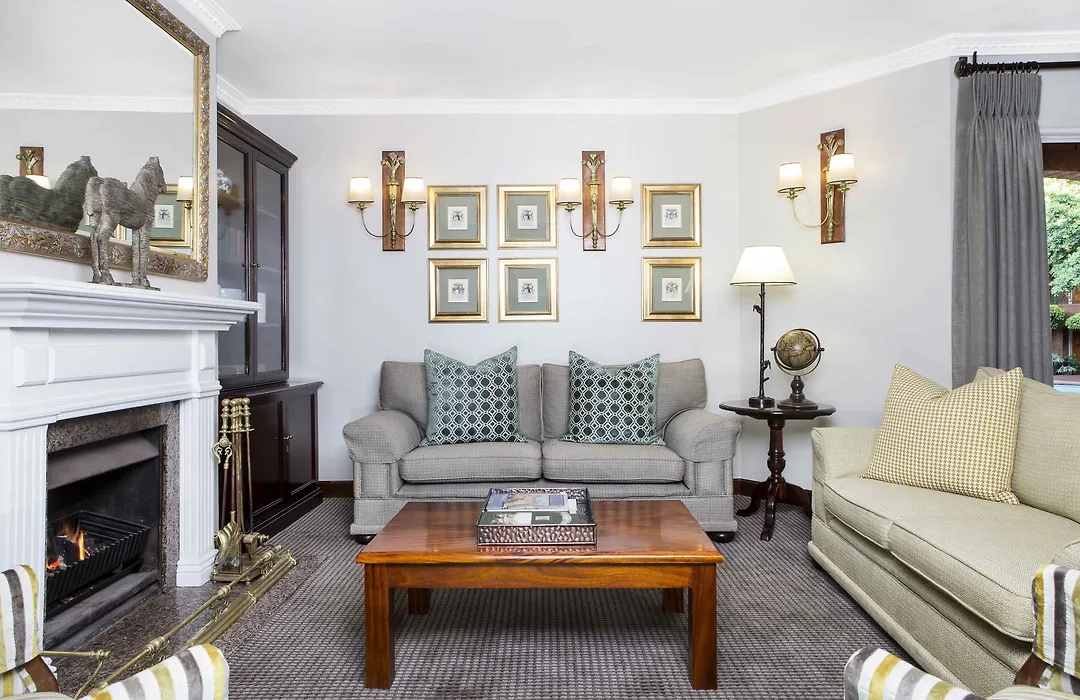 Premier Hotel Falstaff-1