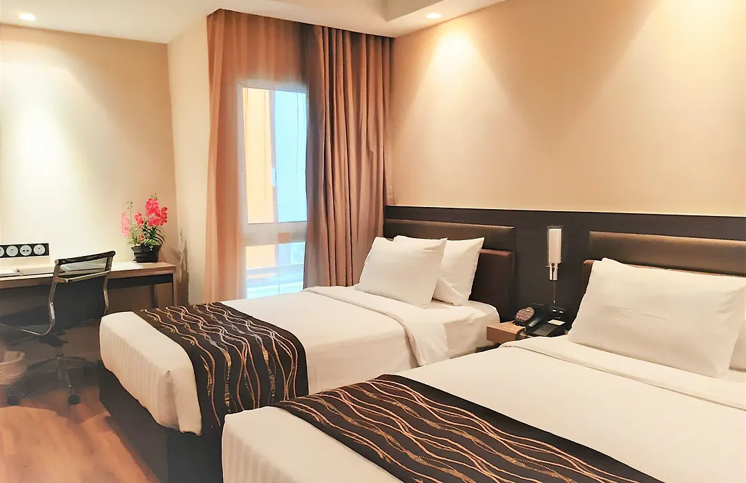Amora Neoluxe Suites Hotel-1
