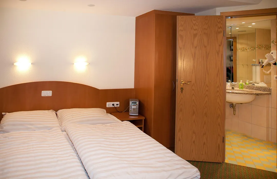 Hotel Gremersdorf - Zum Gruenen Jaeger-1