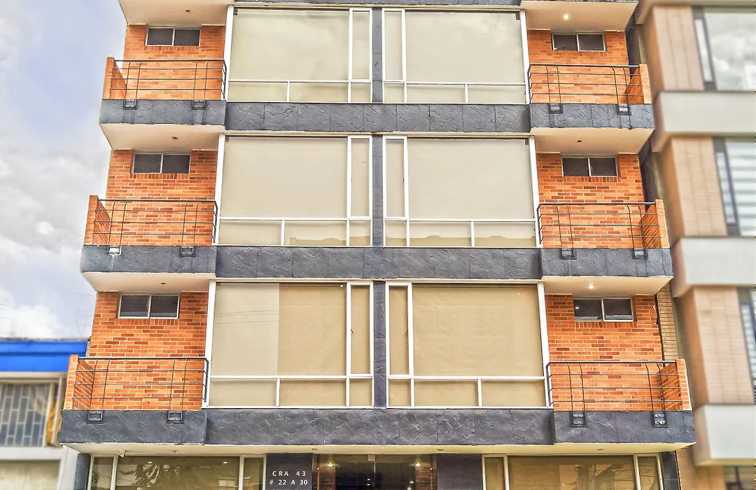 Hotel Regency Suites La Feria-1