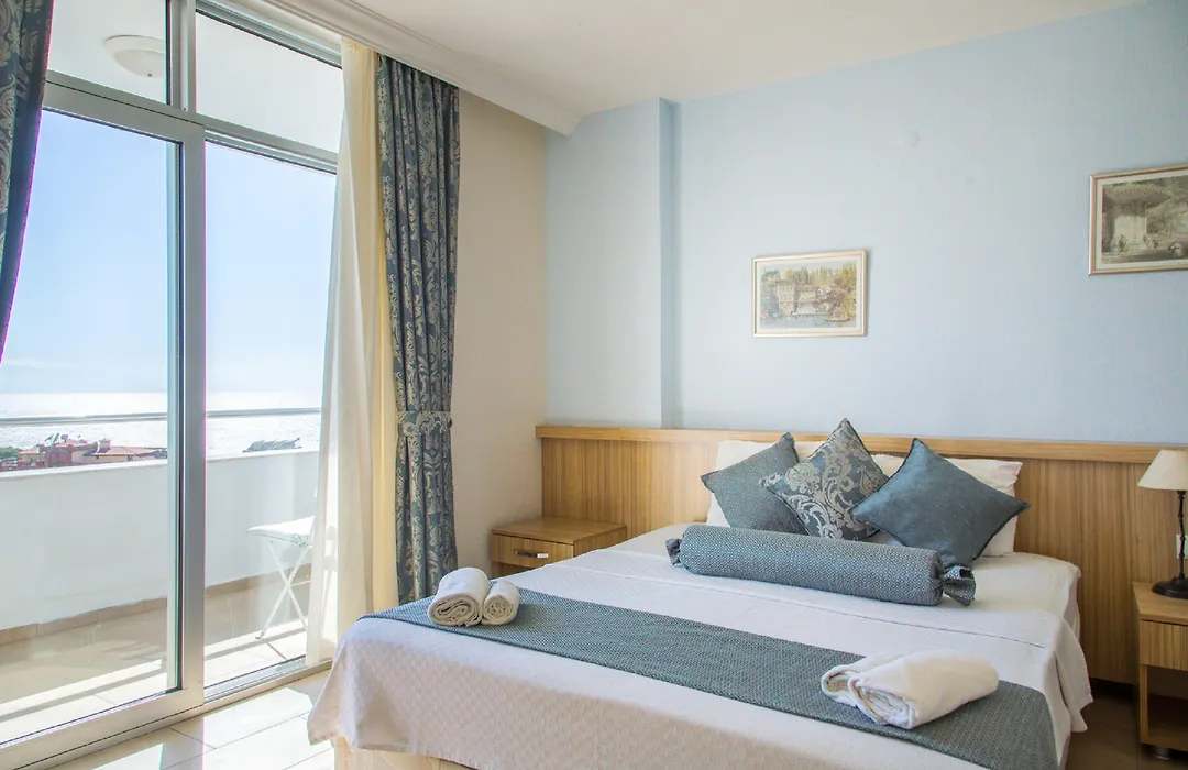 Ponz Hotel-1