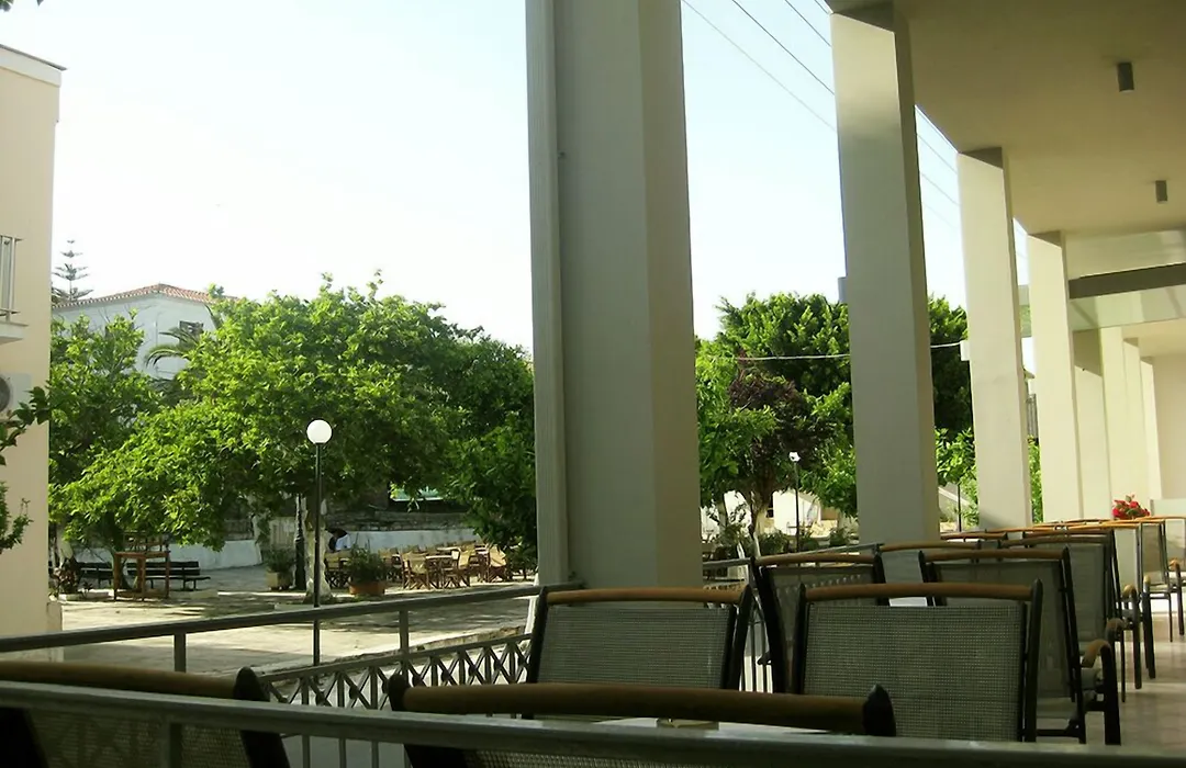 Achilles Hotel-1