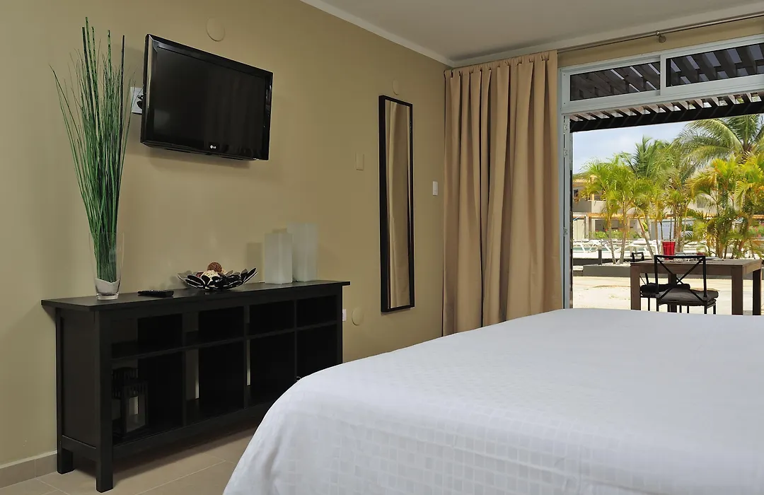 Eden Beach Resort - Bonaire-1